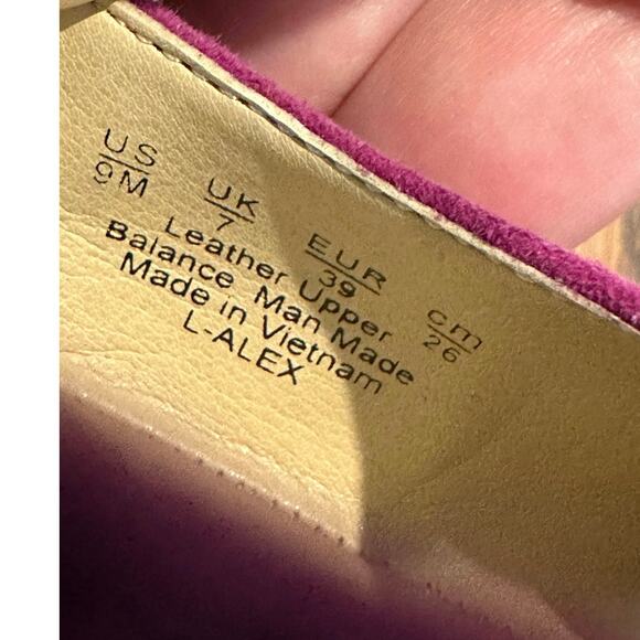 Franco Sarto Women’s Alex Suede Flats Magenta Pointed Toe Size 9 Chic Comfort - Picture 8 of 9